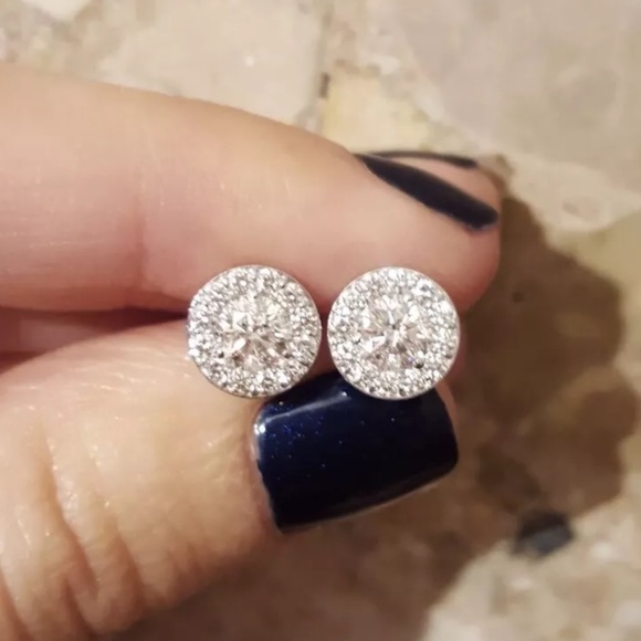 Last One🎉 1.50 CTW Diamond 14K Gold Halo Stud - Picture 5 of 7